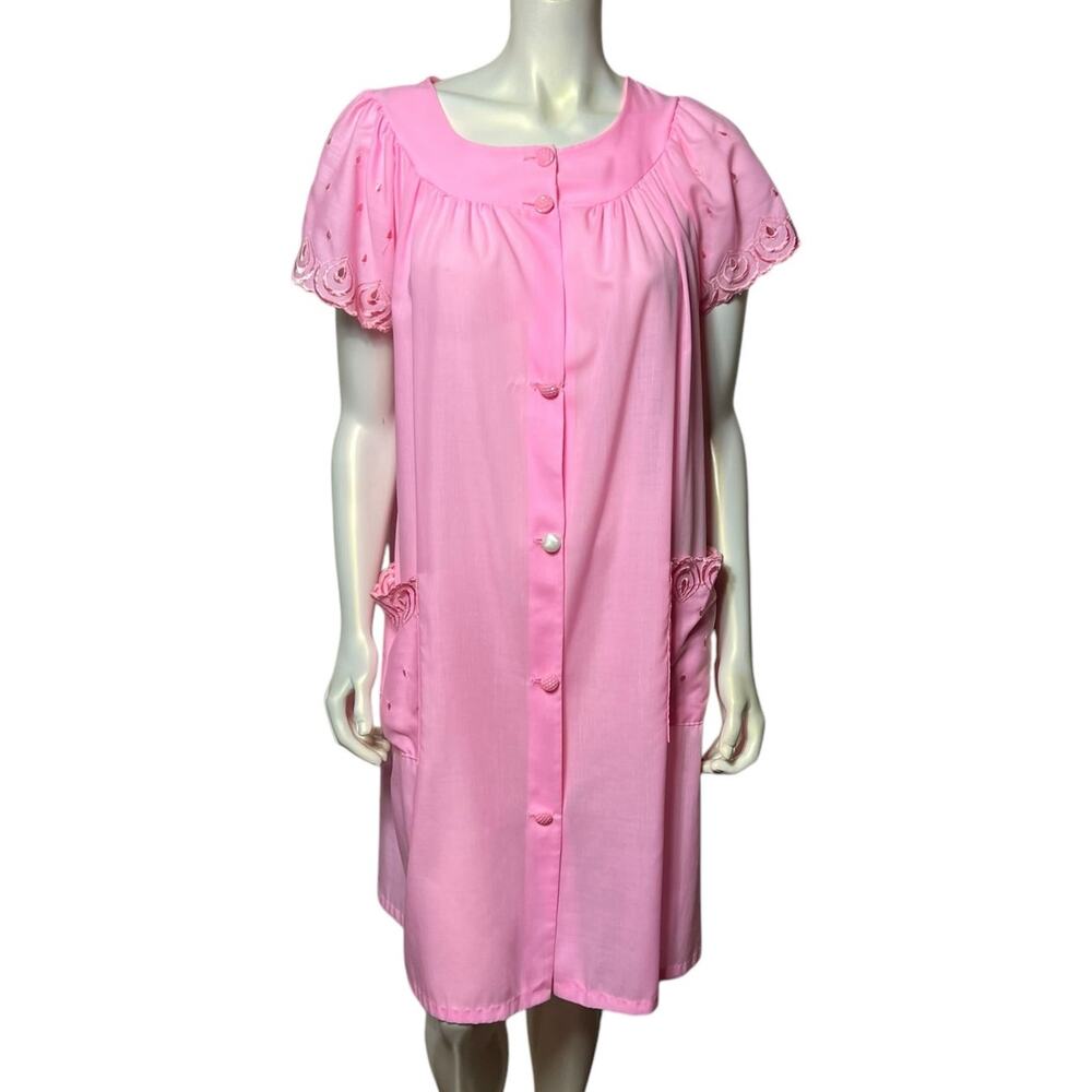 Vintage Pink Nightgown Robe House Dress Embroidered Scalloped Sleeves Medium